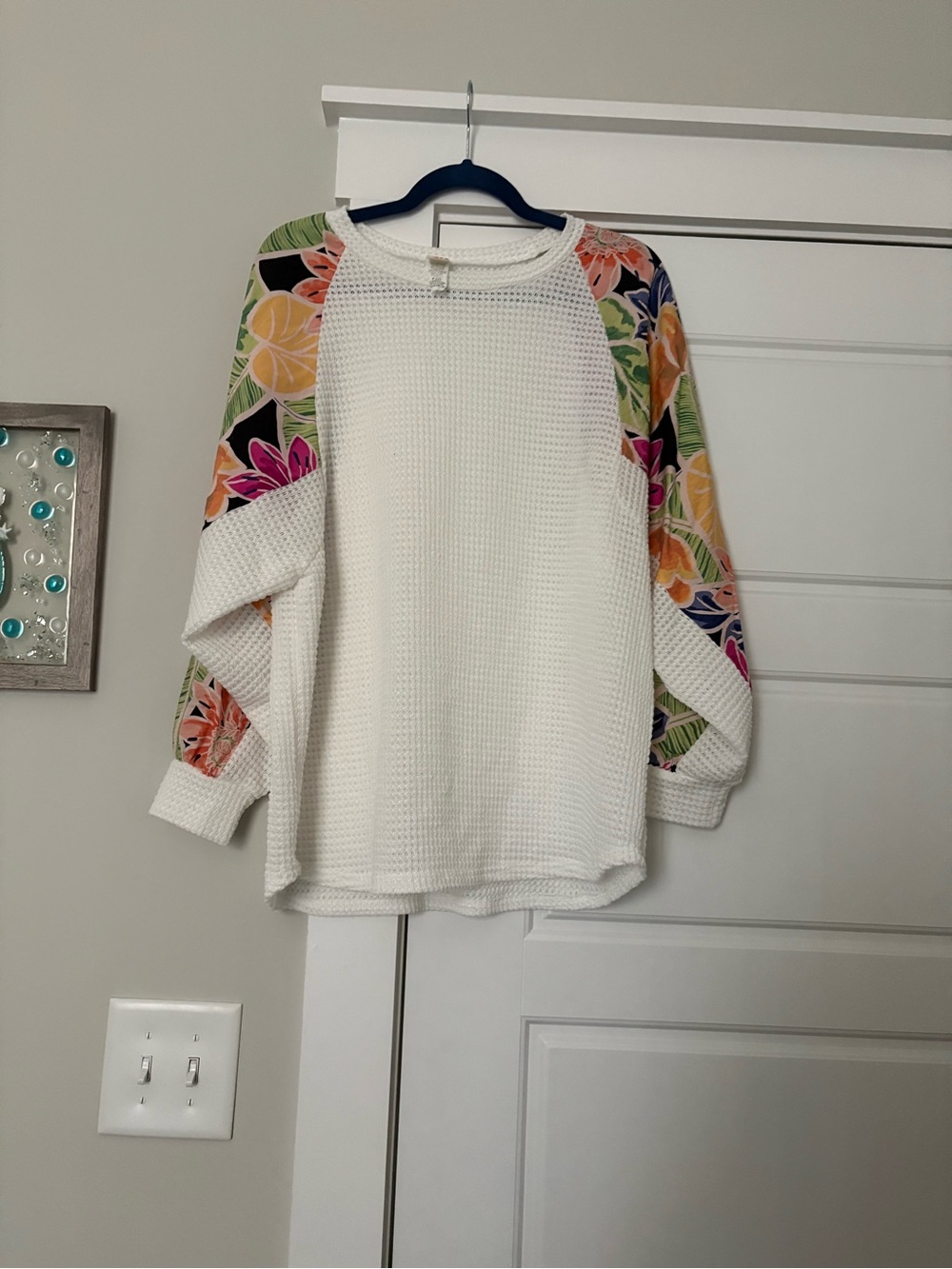 7th Ray White Waffle Knit Top with Pink Accent Tag
